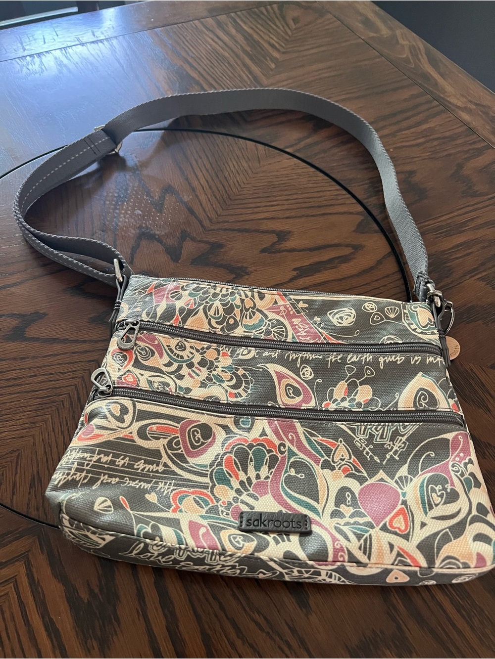 Sakroots Artist Circle Paisley Multicolor Zip Crossbody Bag, Adjustable Strap662